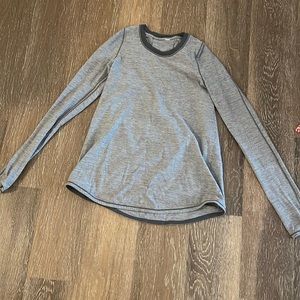 Lululemon long sleeve grey top